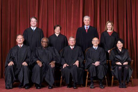 Group photo of members of the Supreme Court of the United States